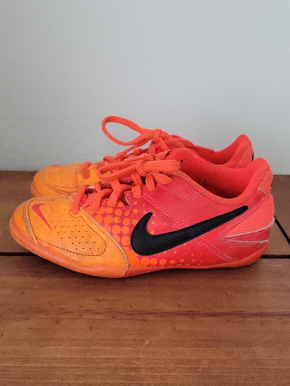 Nike Youth Solar Soccer Shoes